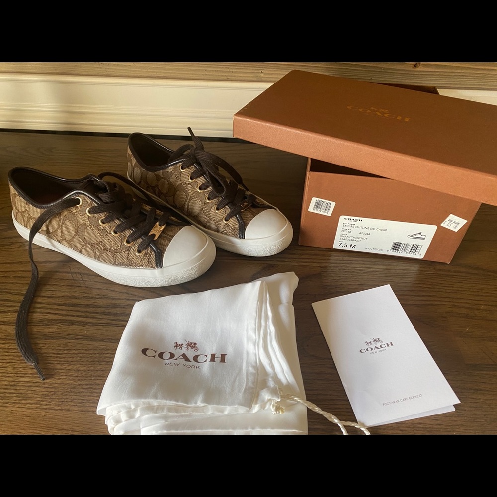 Coach shoes size 7 1/2